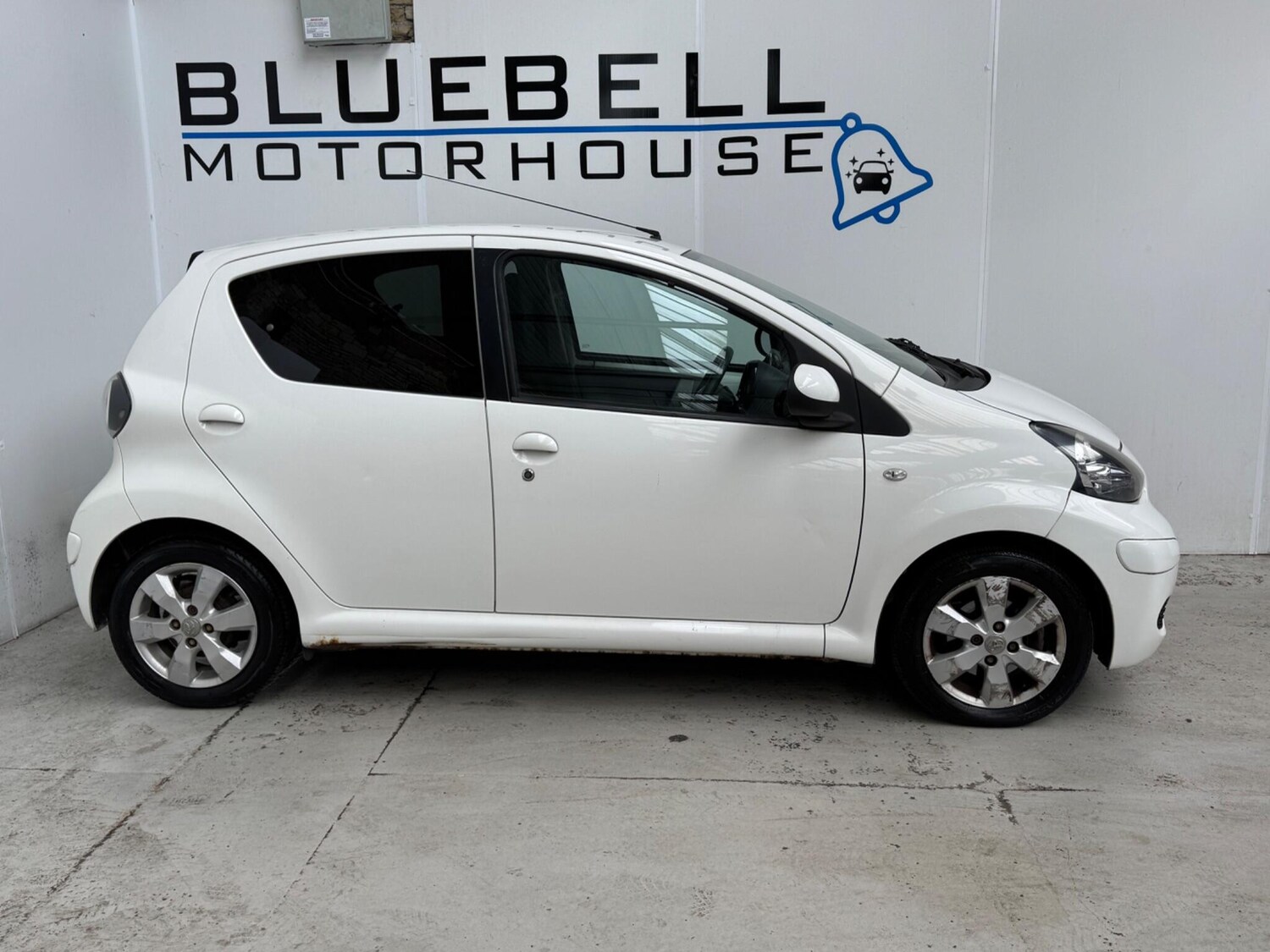 Used Toyota AYGO 2011 for sale - 78149997: Photo 8