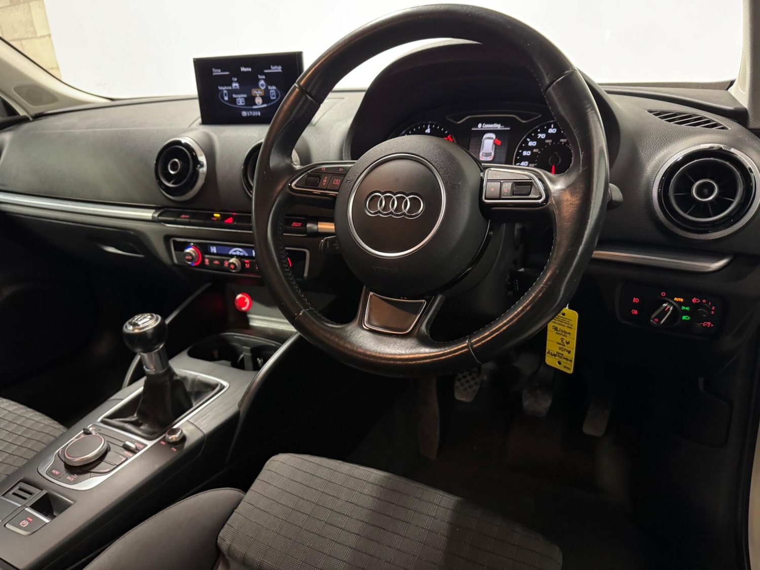 Used Audi A3 2014 for sale - 77158079: Photo 4