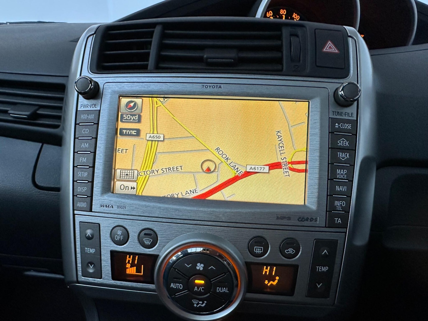 Used Toyota Verso 2011 for sale - 77588654: Photo 16