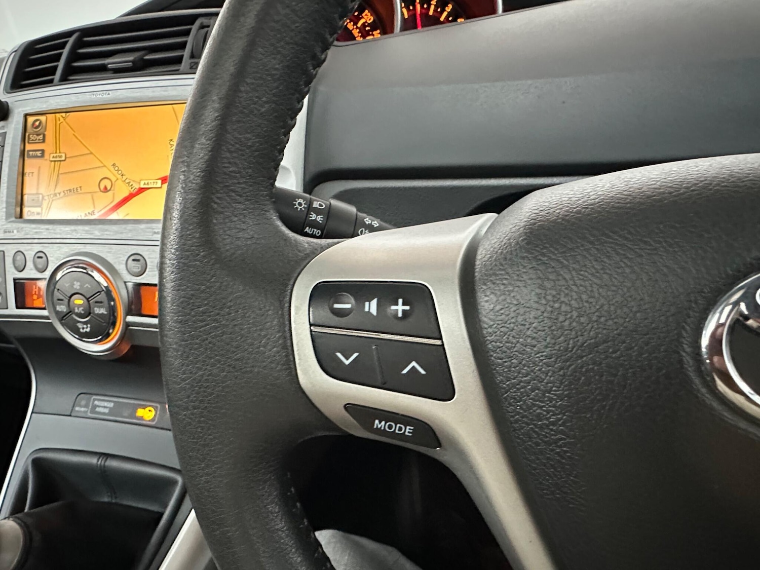 Used Toyota Verso 2011 for sale - 77588654: Photo 19