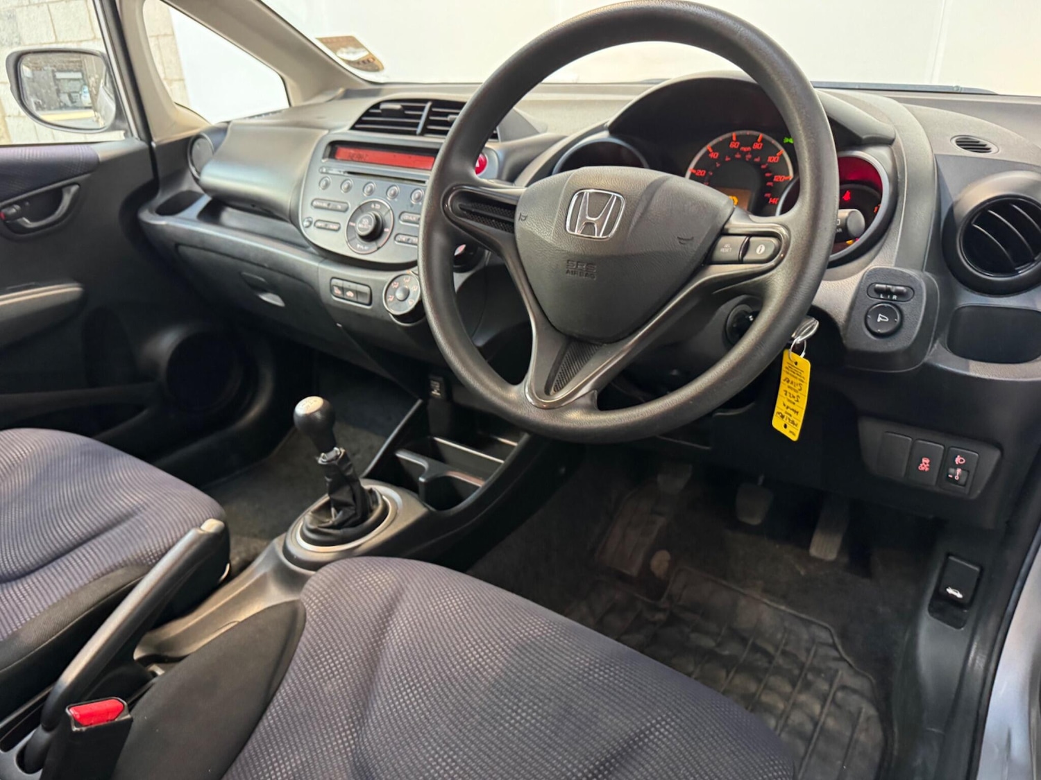 Used Honda Jazz 2011 for sale - 77983075: Photo 4