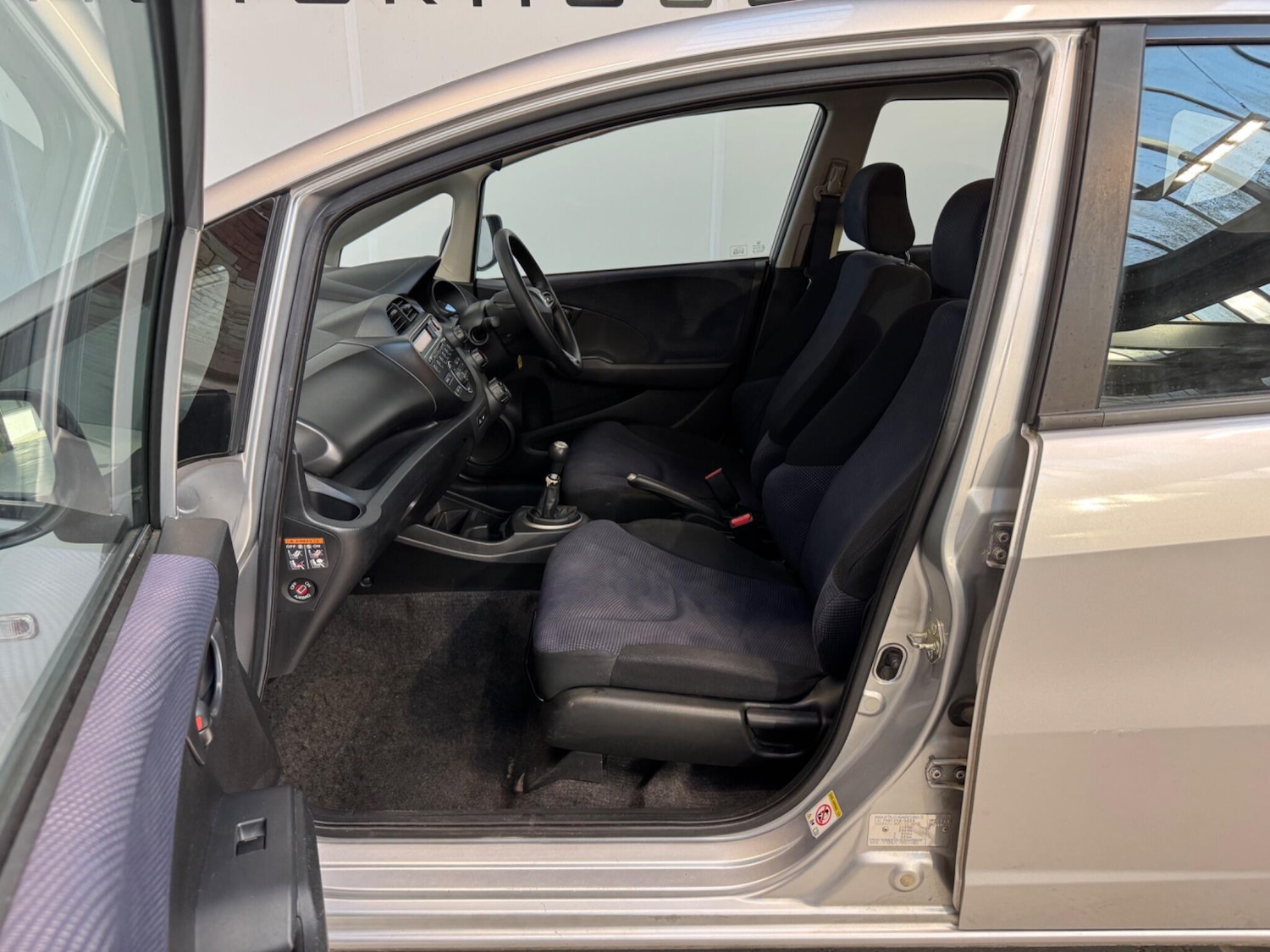 Used Honda Jazz 2011 for sale - 77983075: Photo 9