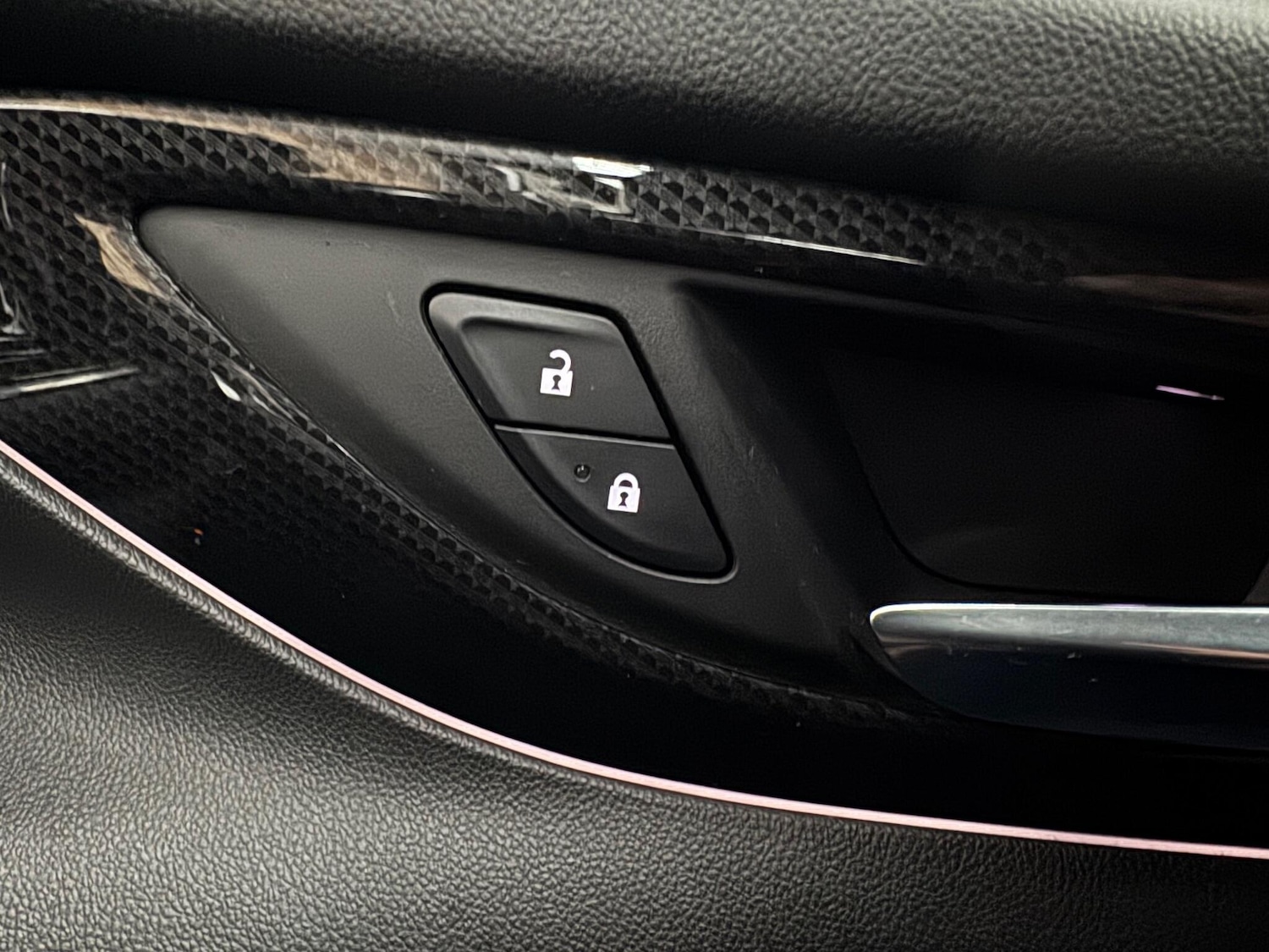 Used Vauxhall Insignia 2017 for sale - 77576541: Photo 28