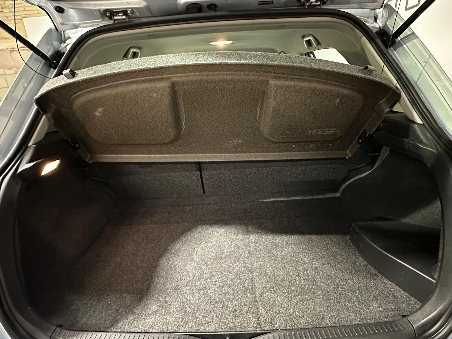 Used Toyota Auris 2011 for sale - 76614282: Photo 23