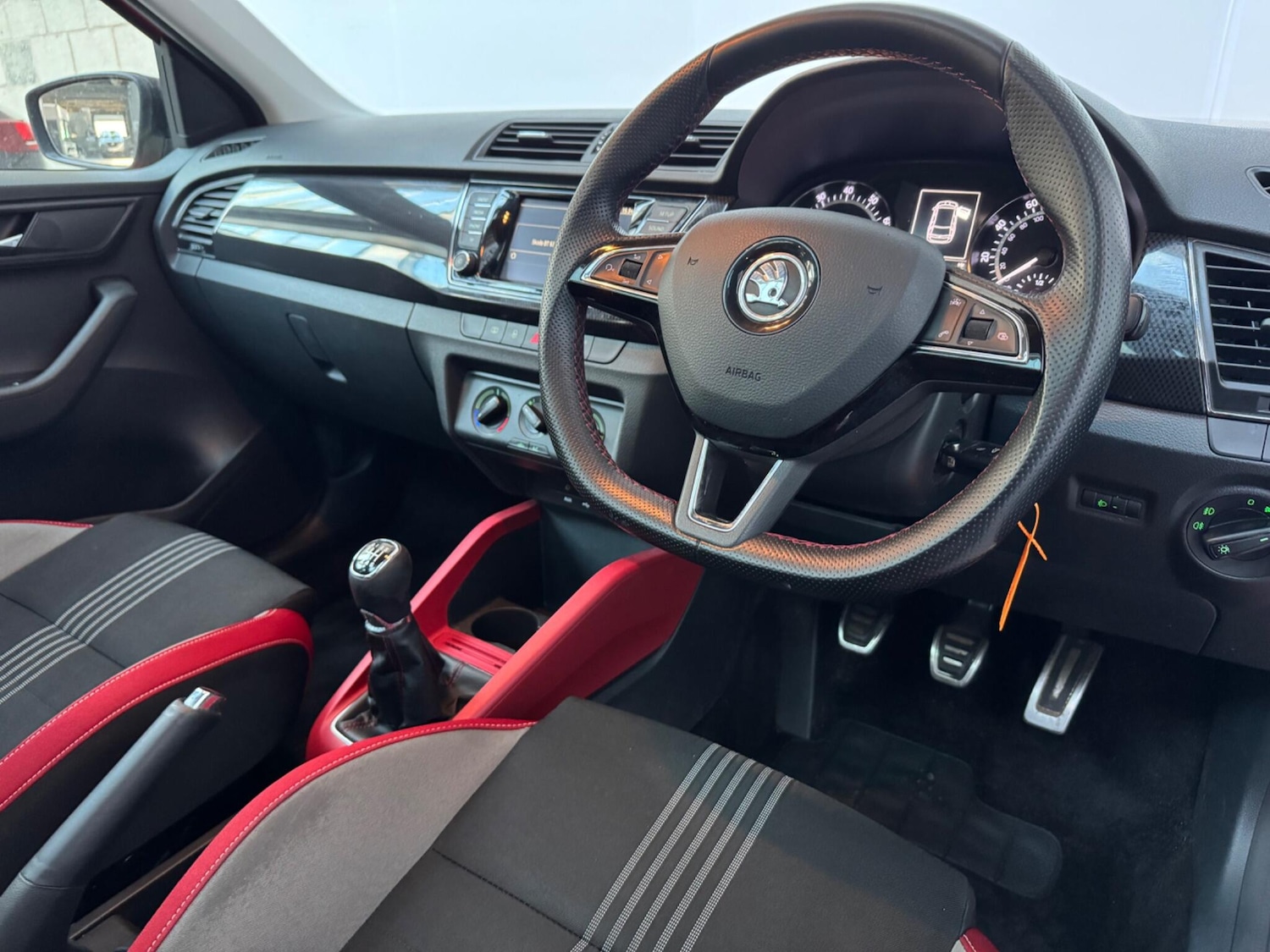 Used Skoda Fabia 2015 for sale - 78088742: Photo 4