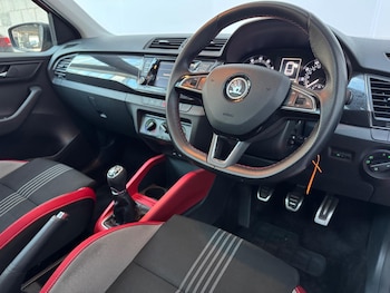 Used Skoda Fabia 2015 for sale - 78088742: Photo