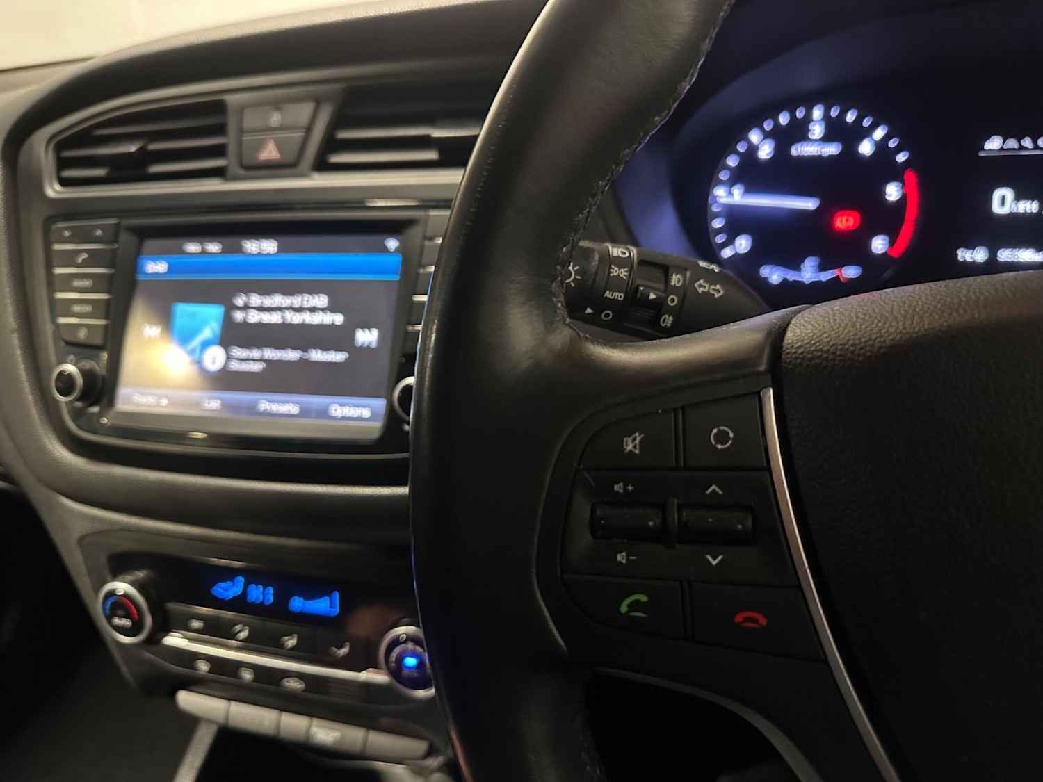 Used Hyundai i20 2017 for sale - 77428306: Photo 19