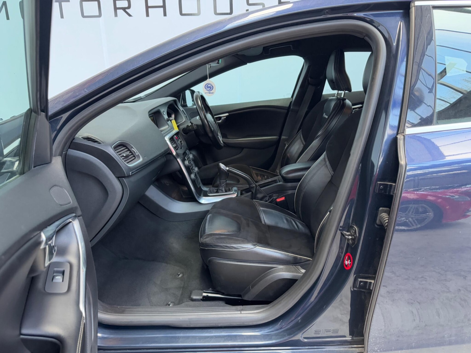 Used Volvo V40 2013 for sale - 76074466: Photo 11