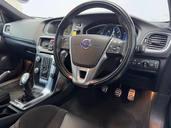 Used Volvo V40 2013 for sale - 76074466: Photo