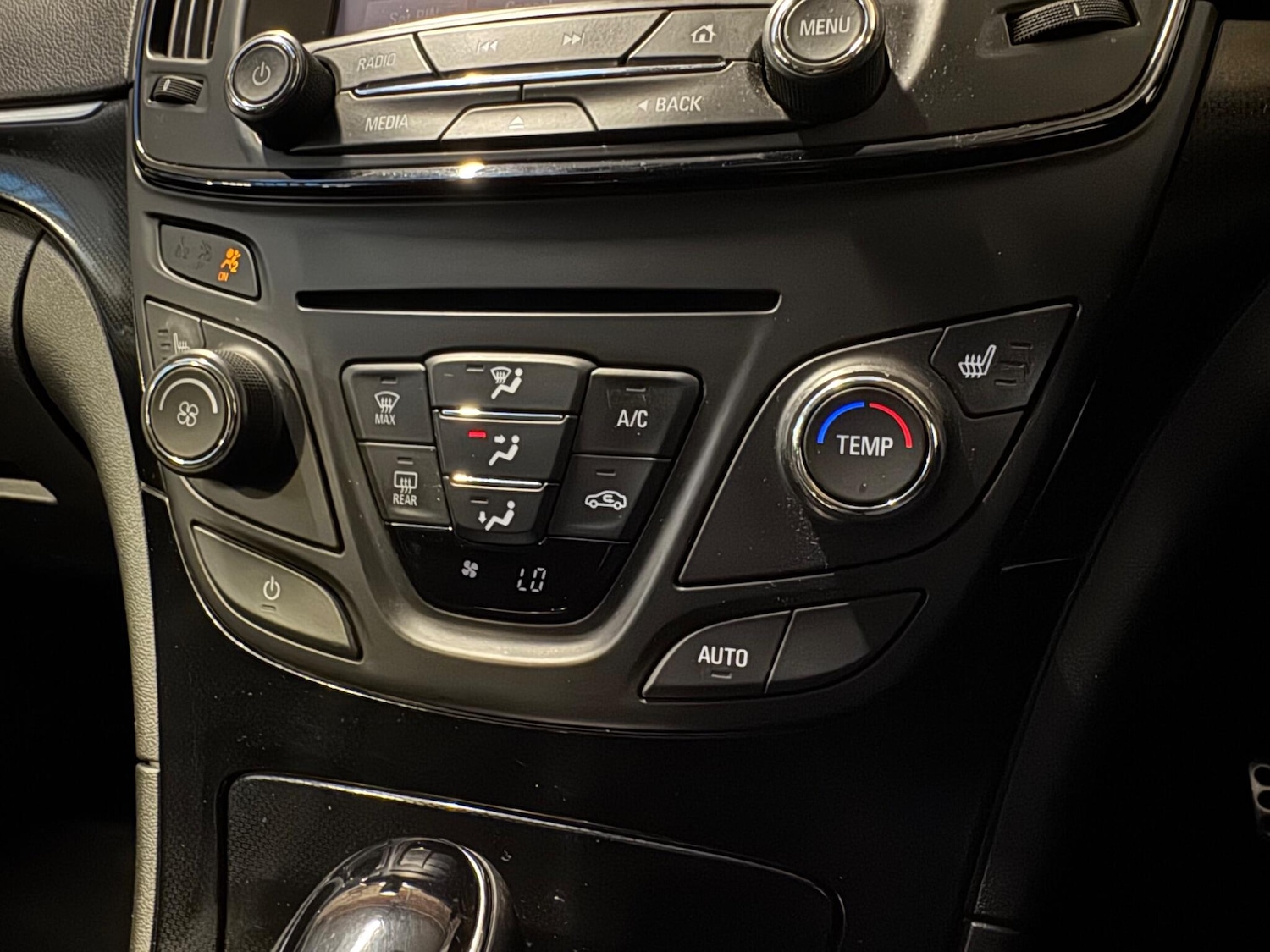 Used Vauxhall Insignia 2015 for sale - 76410452: Photo 19