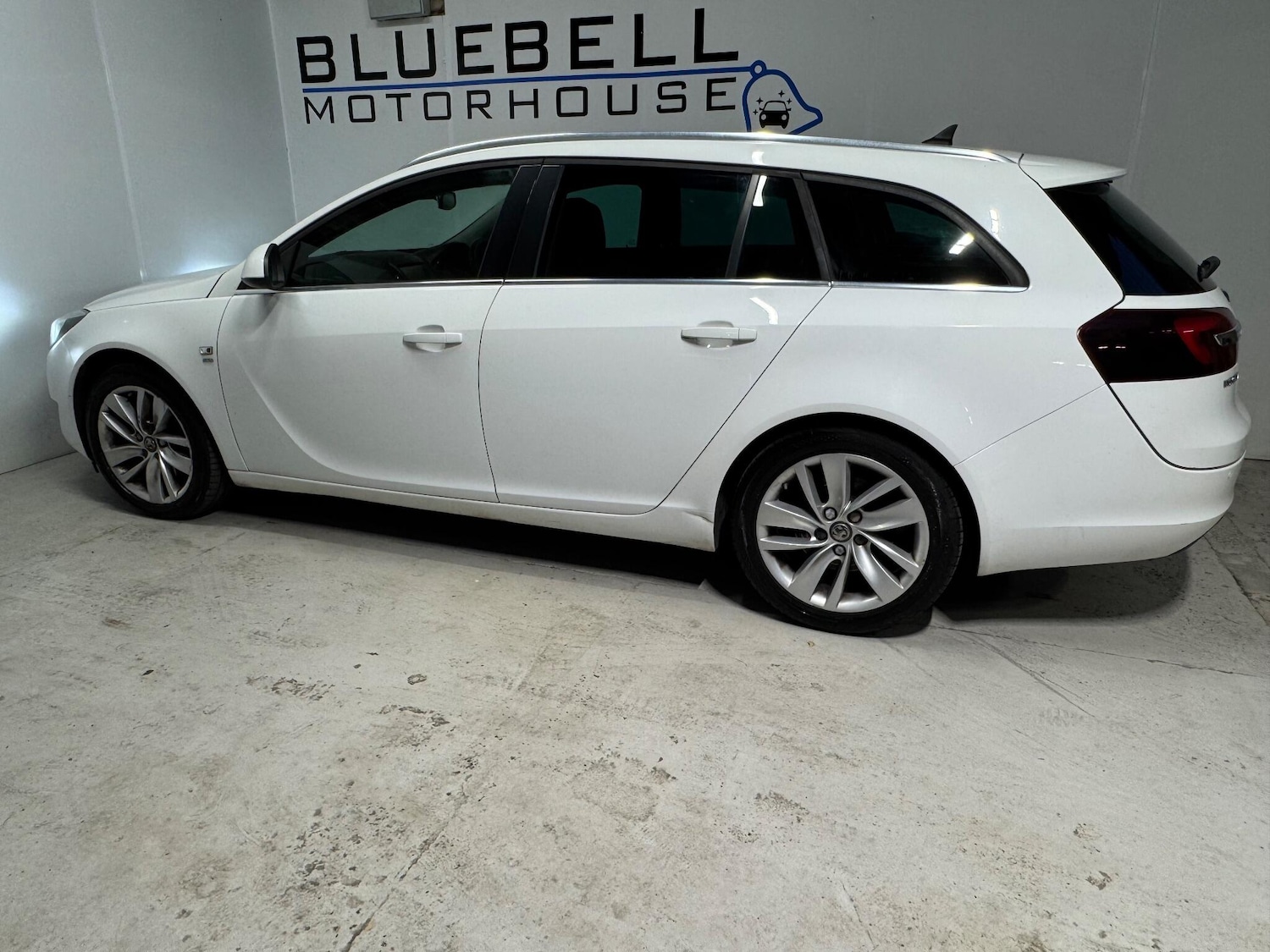 Used Vauxhall Insignia 2015 for sale - 76410452: Photo 8