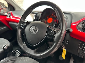 Used Toyota AYGO 2015 for sale - 75955521: Photo