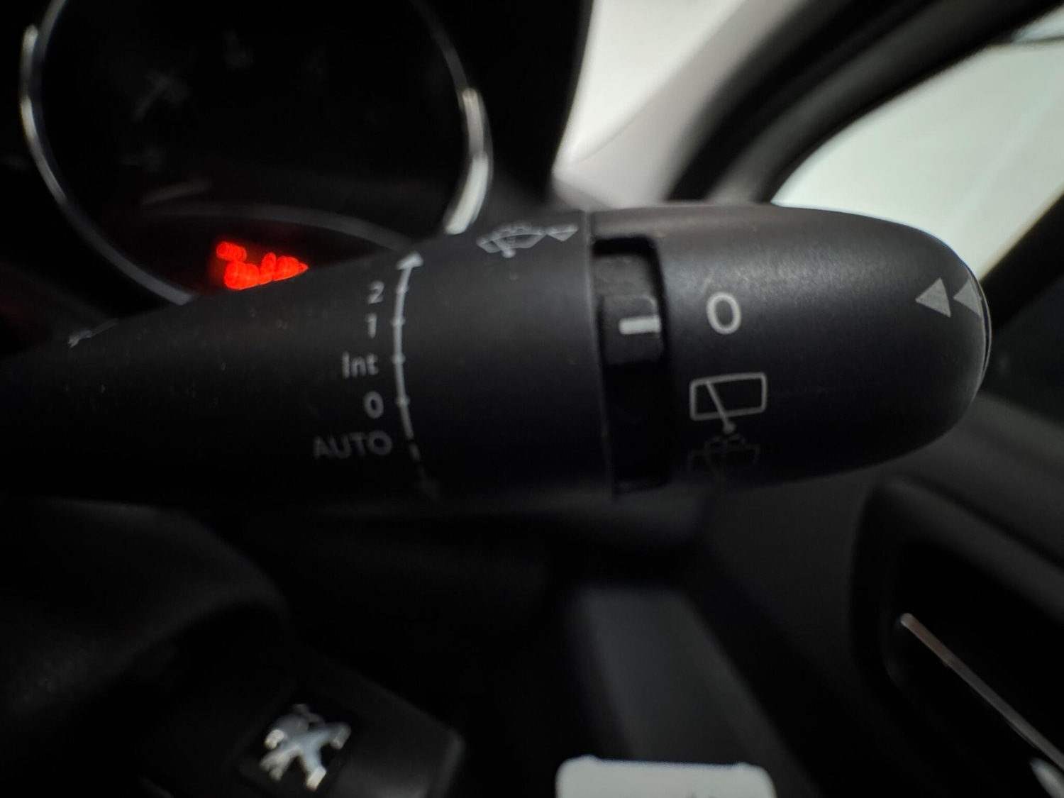 Used Peugeot 3008 2016 for sale - 77145919: Photo 26