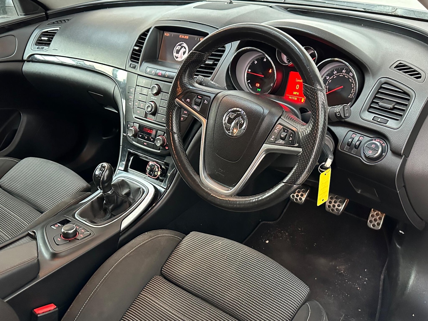 Used Vauxhall Insignia 2010 for sale - 78175844: Photo 3