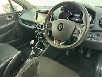 Used Renault Clio 2017 for sale - 78756541: Photo