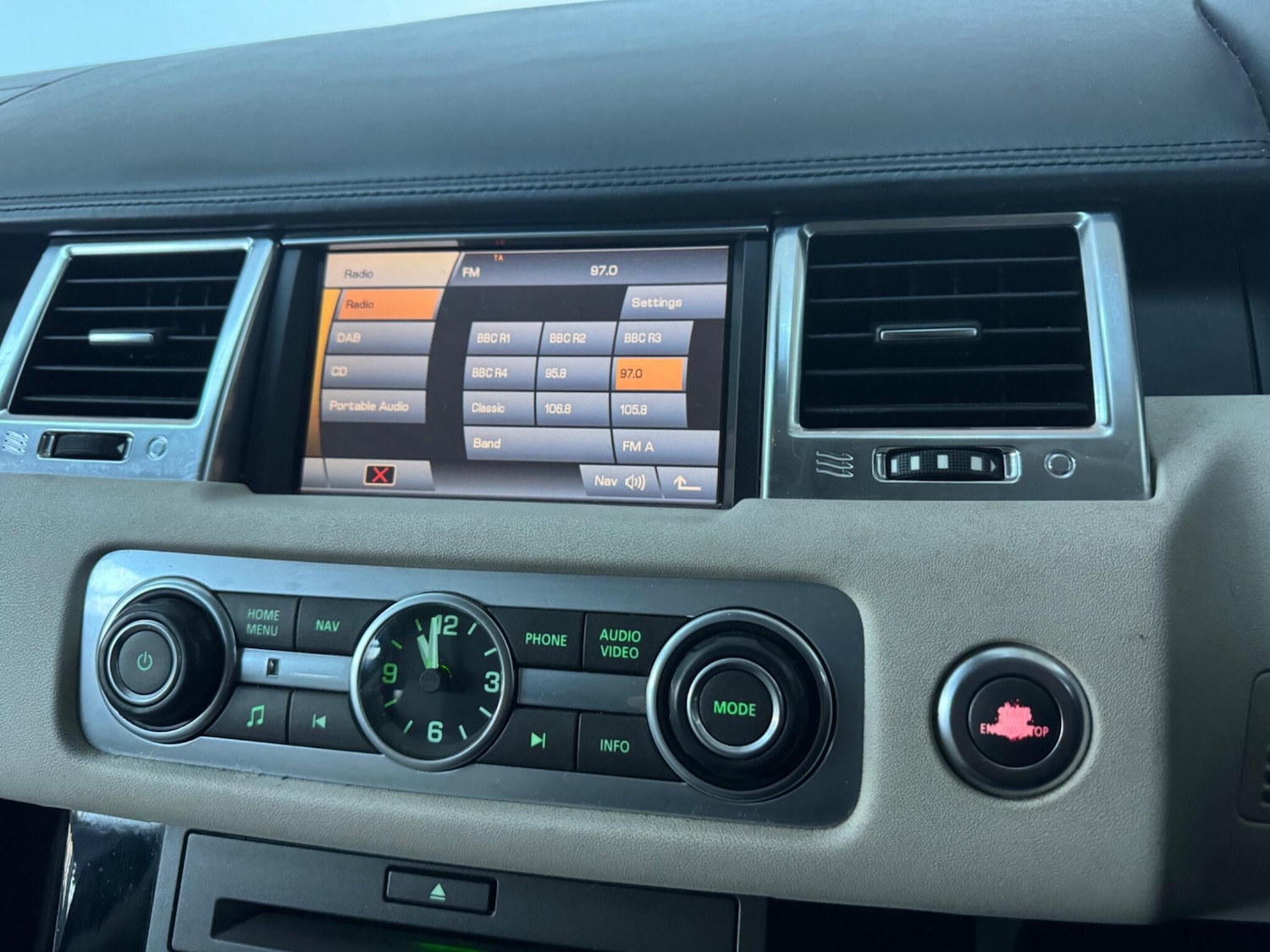 Used Land Rover Range Rover Sport 2009 for sale - 77360691: Photo 9