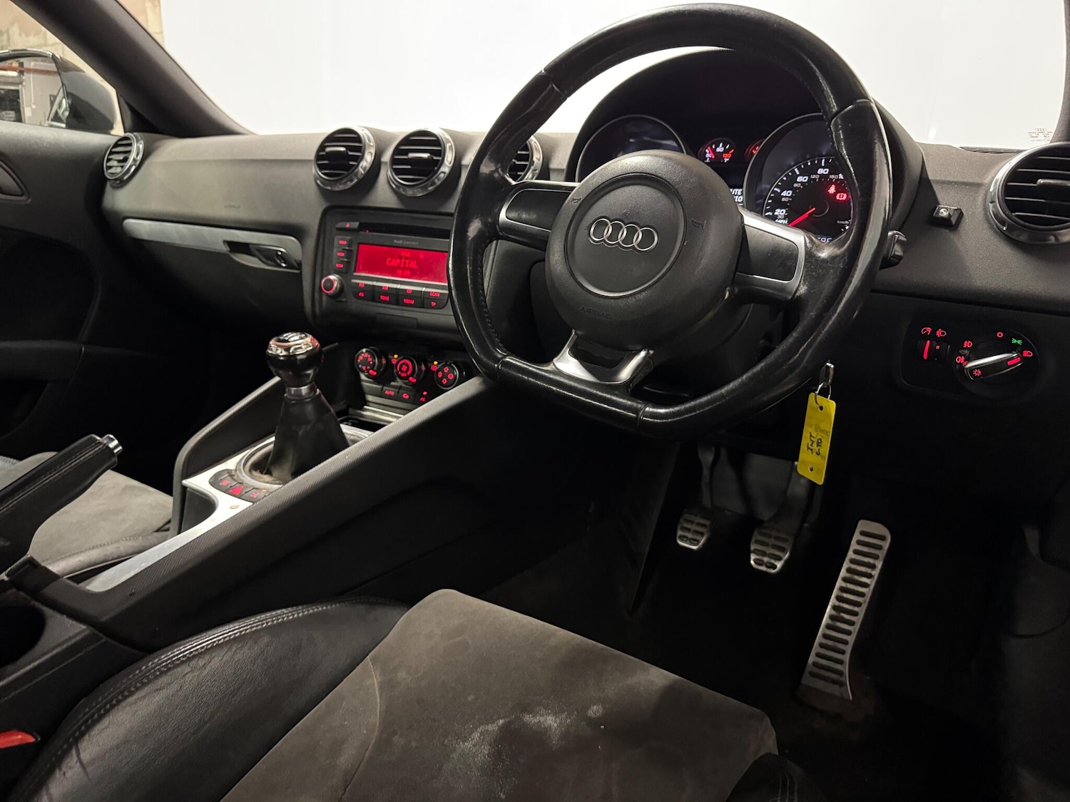 Used Audi TT 2008 for sale - 76410432: Photo 3