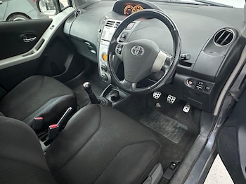 Used Toyota Yaris 2007 for sale - 76420261: Photo