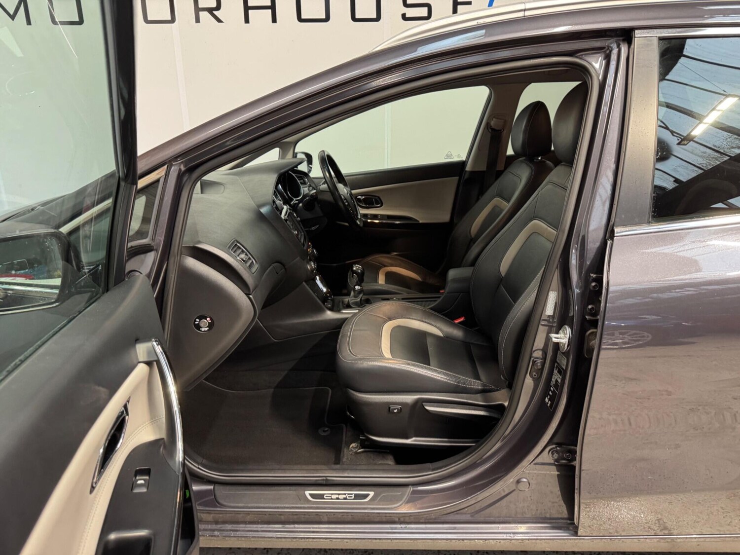 Used Kia Ceed 2014 for sale - 77526242: Photo 11