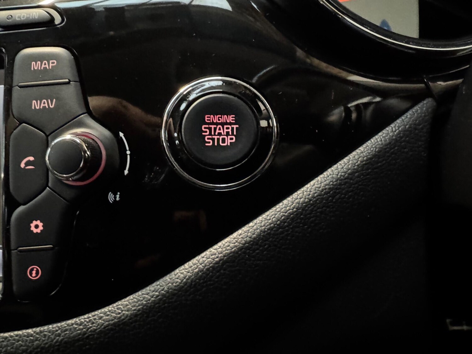 Used Kia Ceed 2014 for sale - 77526242: Photo 24