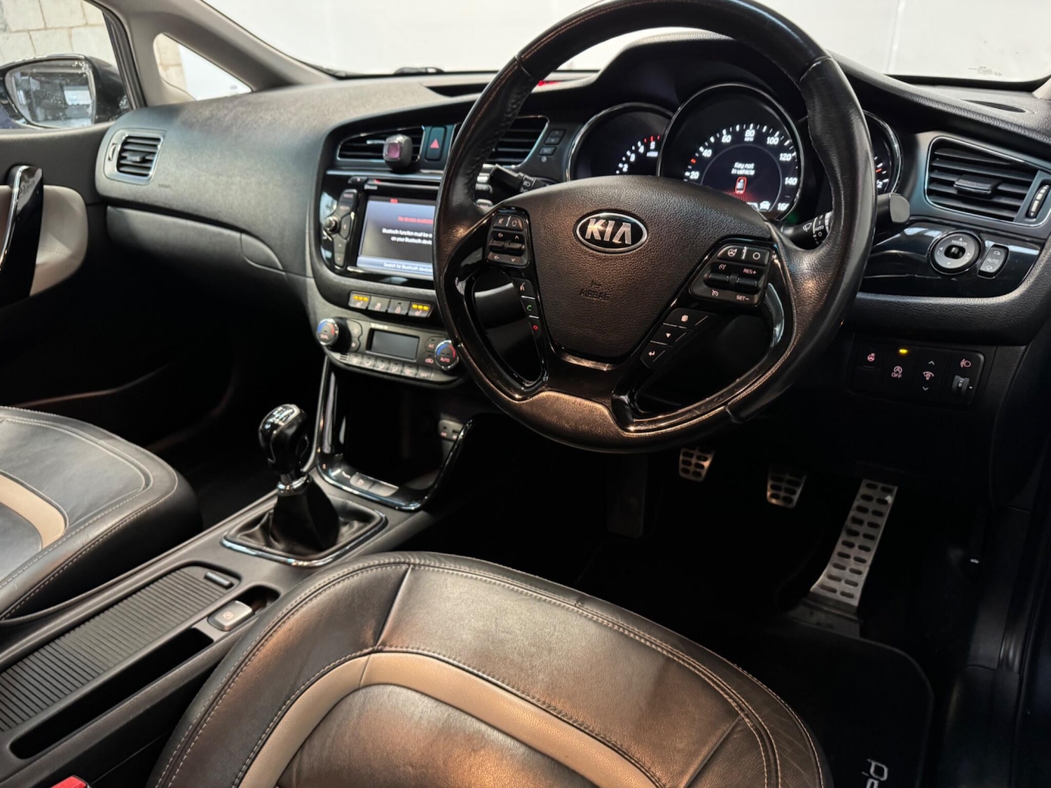 Used Kia Ceed 2014 for sale - 77526242: Photo 4