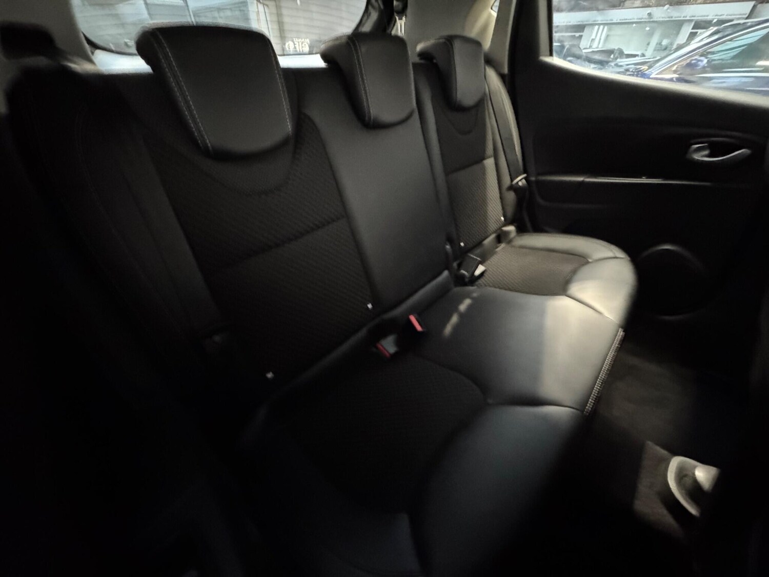 Used Renault Clio 2017 for sale - 77526260: Photo 13