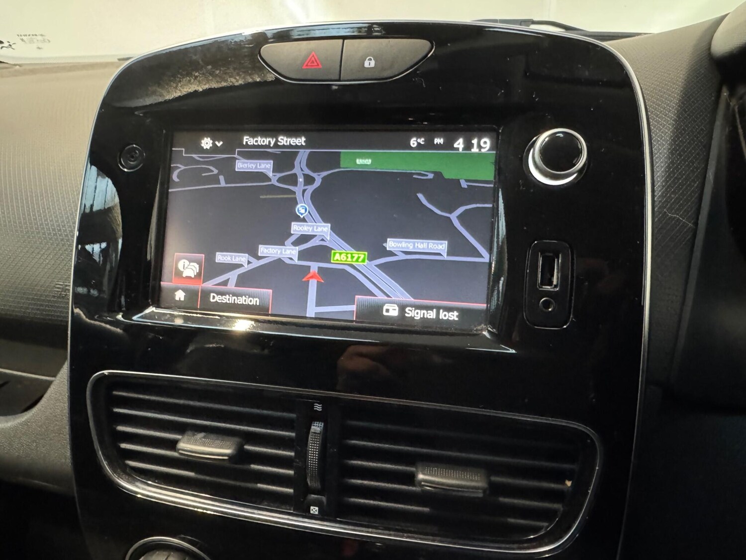 Used Renault Clio 2017 for sale - 77526260: Photo 16