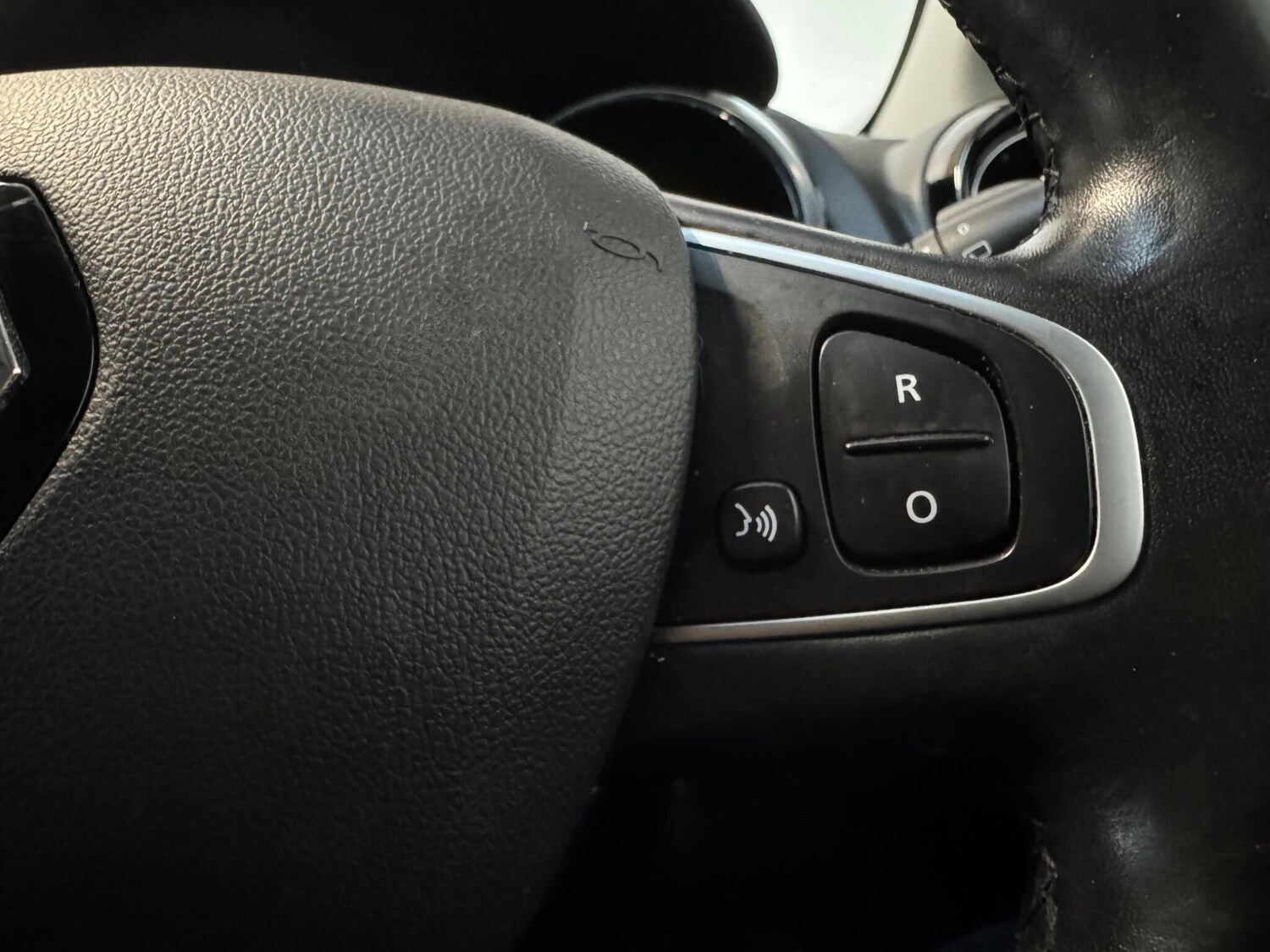 Used Renault Clio 2017 for sale - 77526260: Photo 21