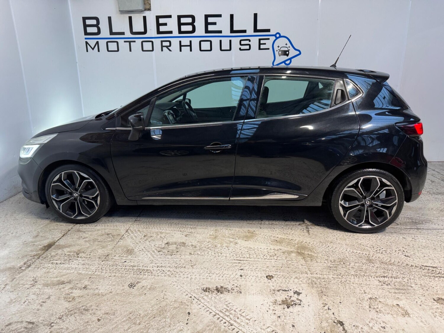 Used Renault Clio 2017 for sale - 77526260: Photo 8