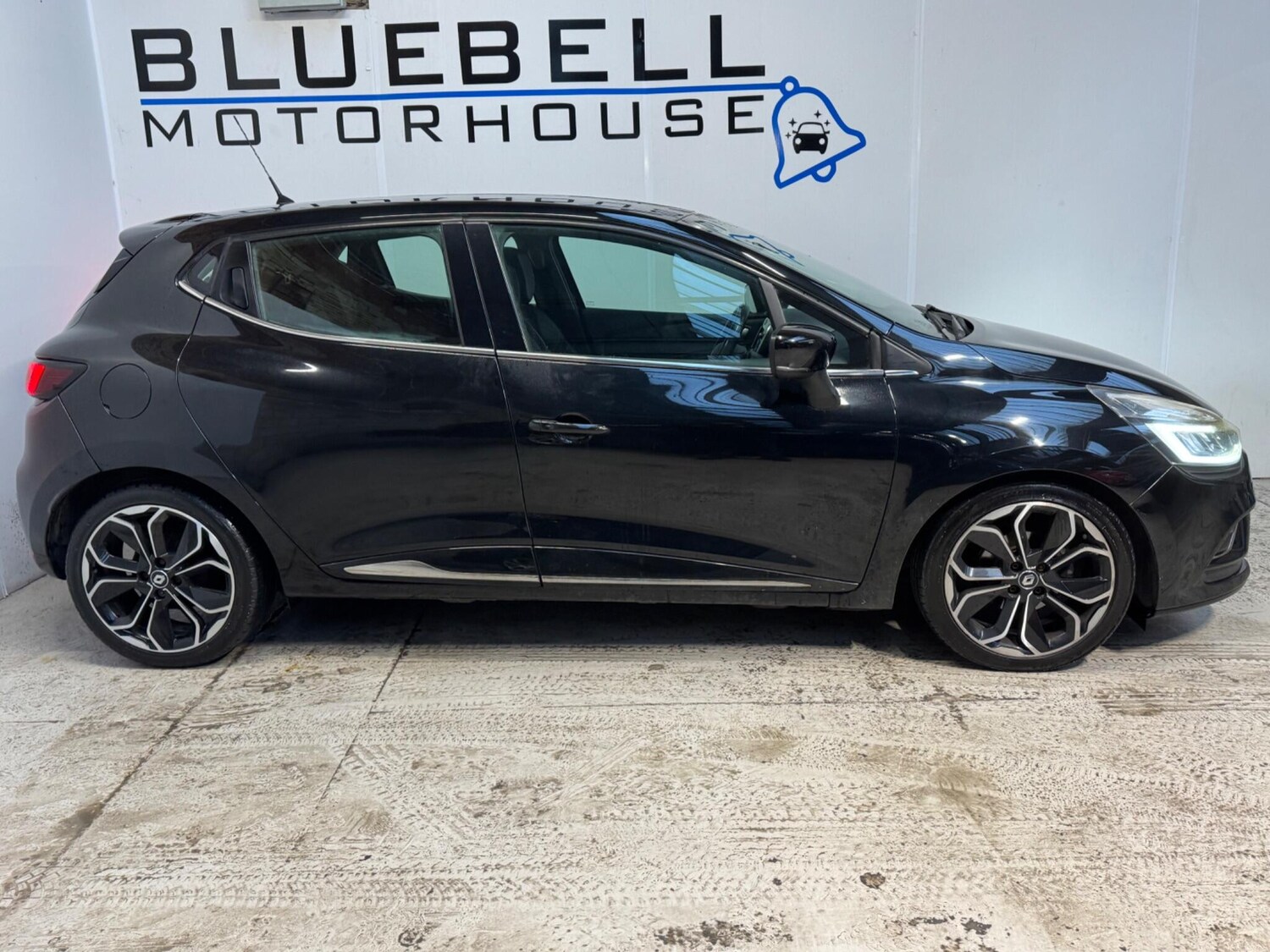 Used Renault Clio 2017 for sale - 77526260: Photo 9