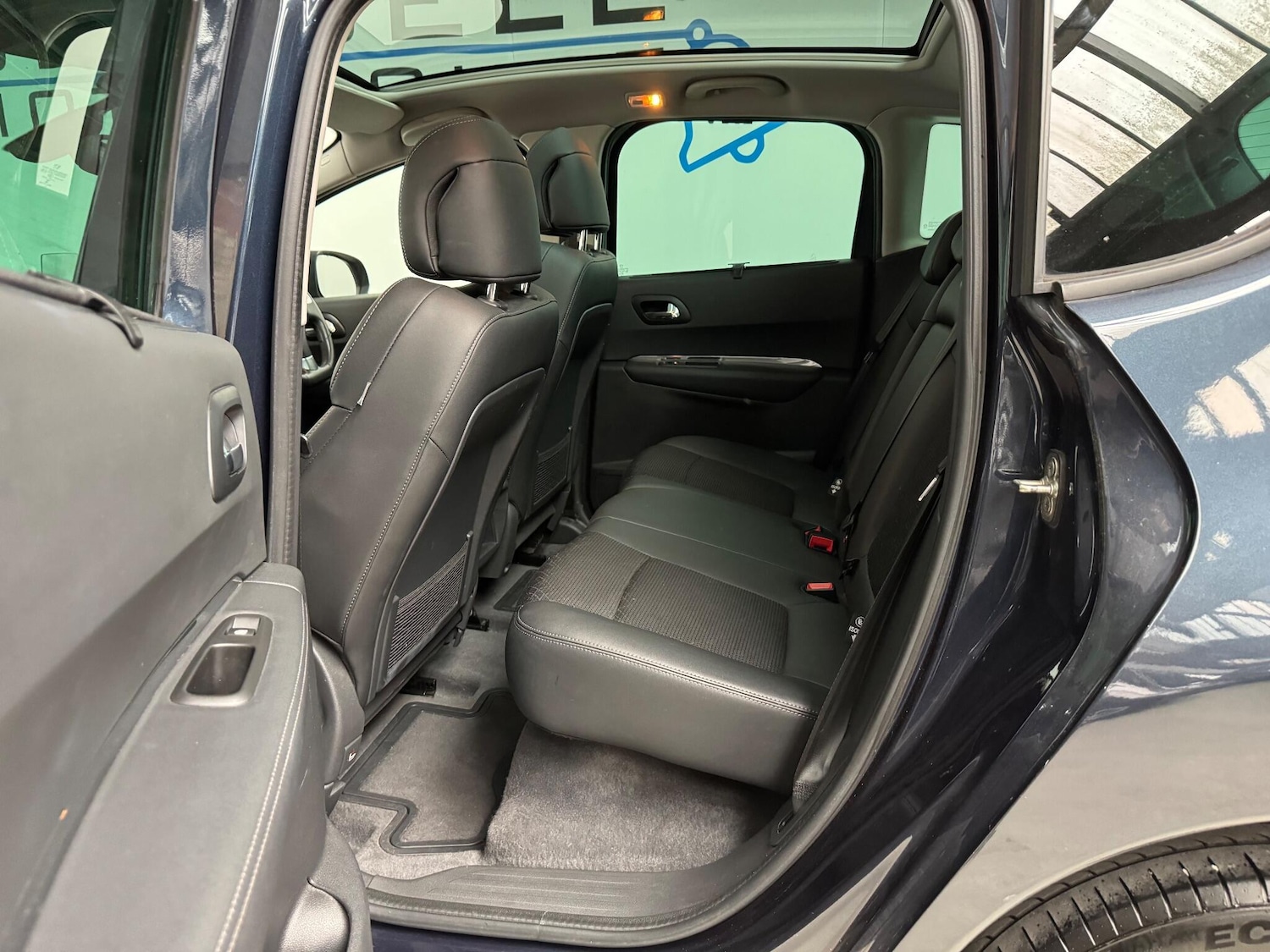 Used Peugeot 3008 2015 for sale - 76586777: Photo 12