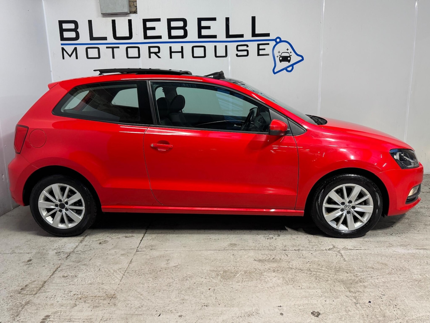 Used Volkswagen Polo 2015 for sale - 76937678: Photo 9