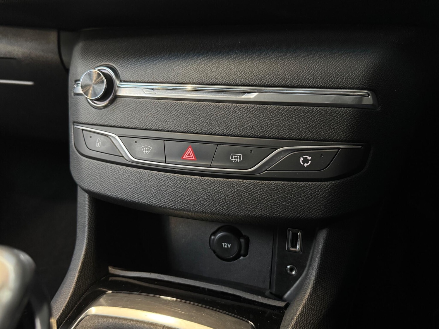 Used Peugeot 308 2016 for sale - 77983074: Photo 19