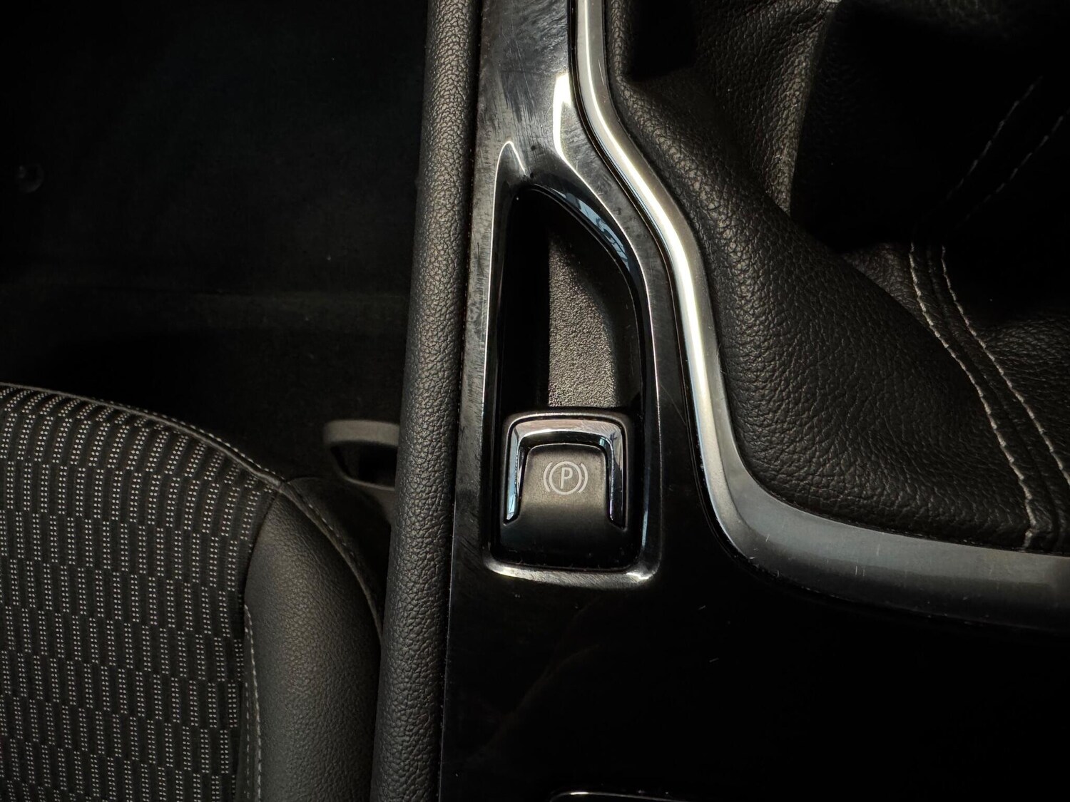 Used Vauxhall Insignia 2017 for sale - 77698349: Photo 23