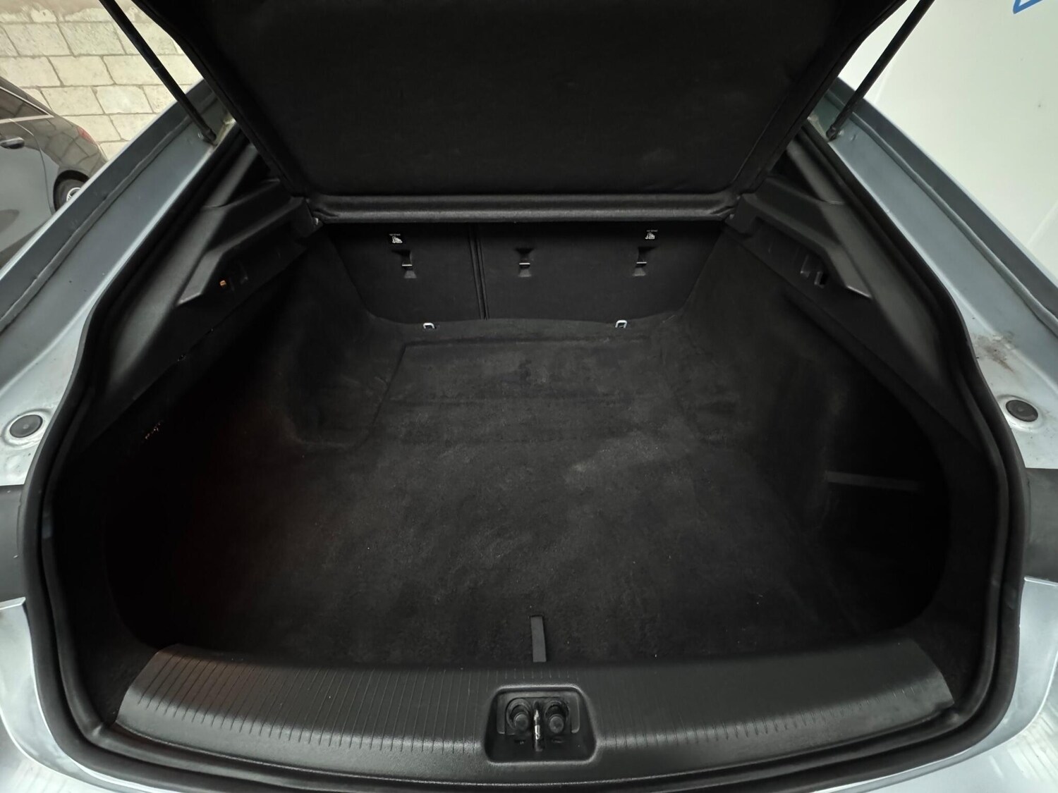 Used Vauxhall Insignia 2017 for sale - 77698349: Photo 29