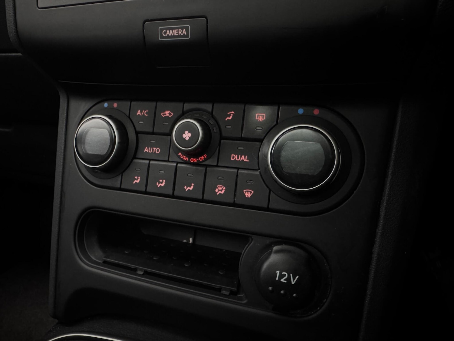 Used Nissan Qashqai 2013 for sale - 76851276: Photo 19