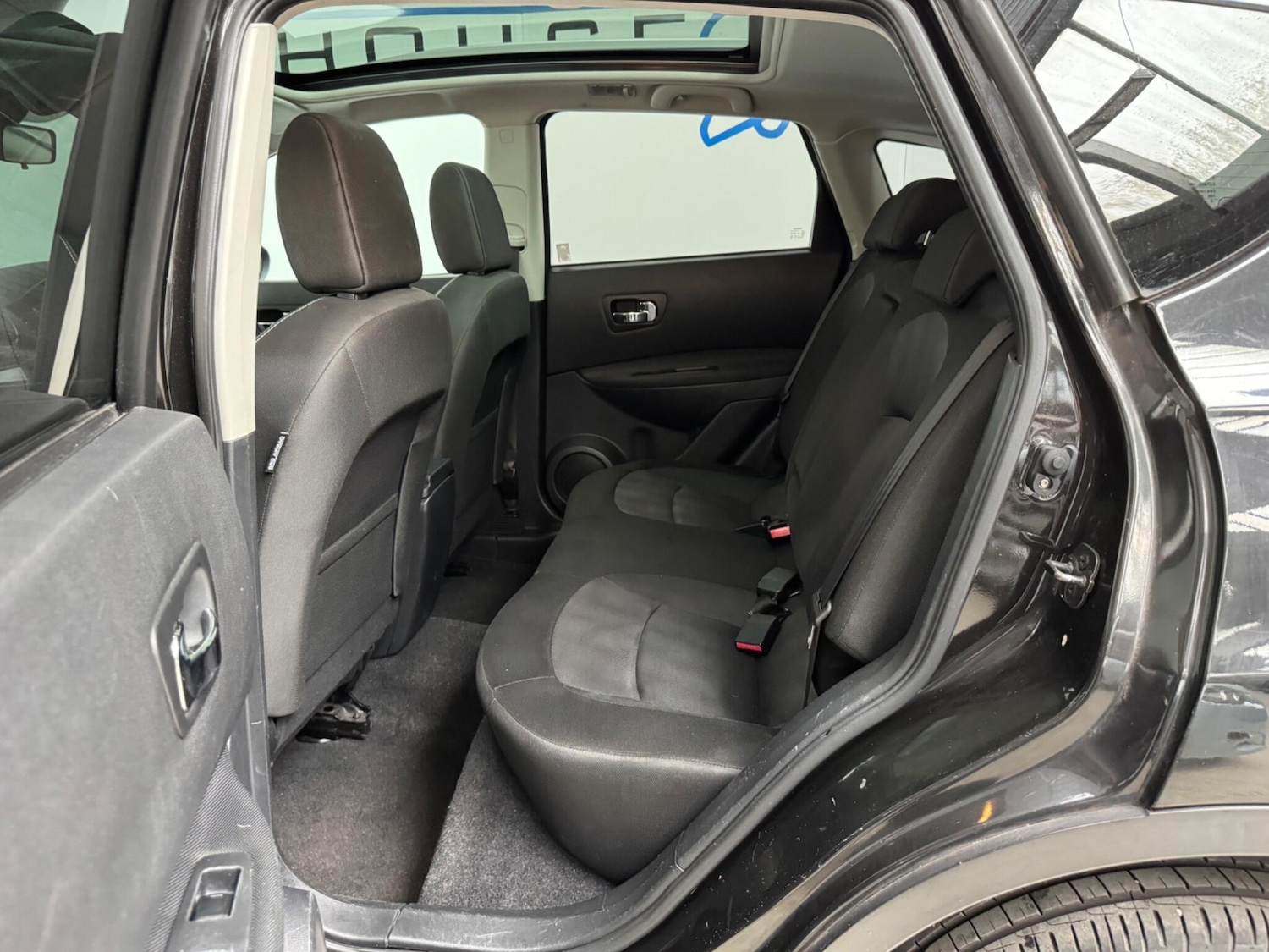 Used Nissan Qashqai 2013 for sale - 76851276: Photo 9