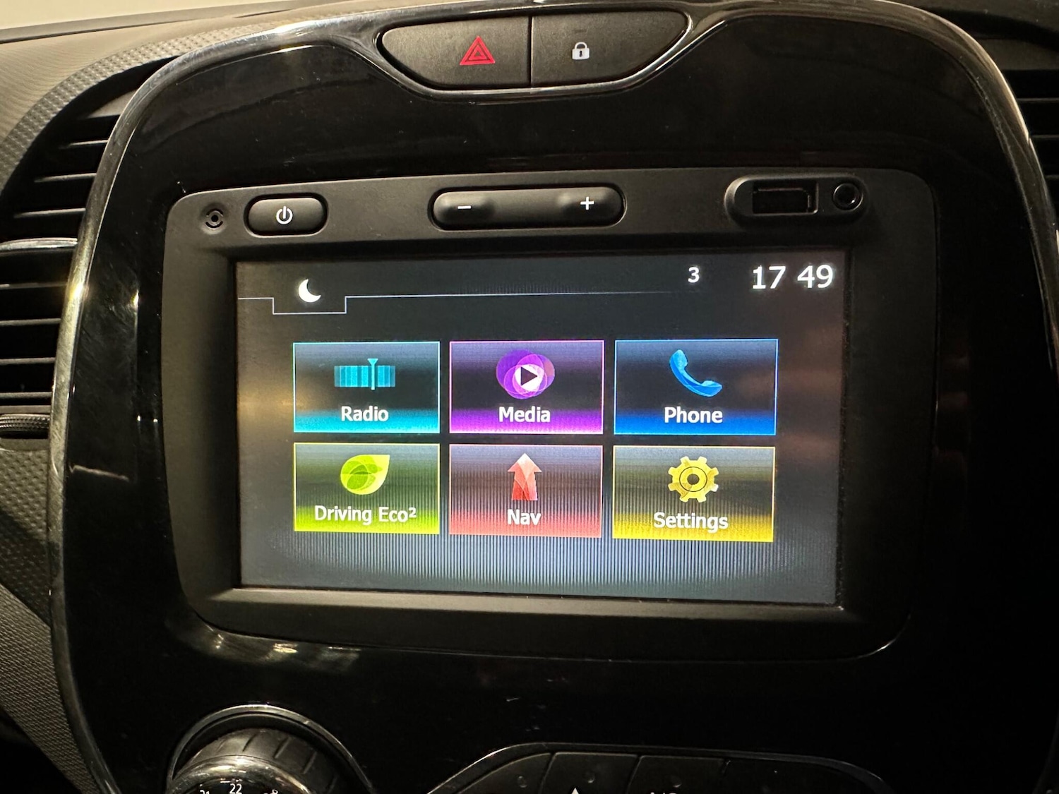 Used Renault Captur 2016 for sale - 77428296: Photo 11