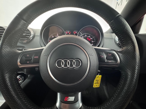Used Audi TT 2010 for sale - 76062274: Photo 21