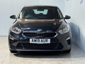 Used Kia Ceed 2019 for sale - 76543141: Photo