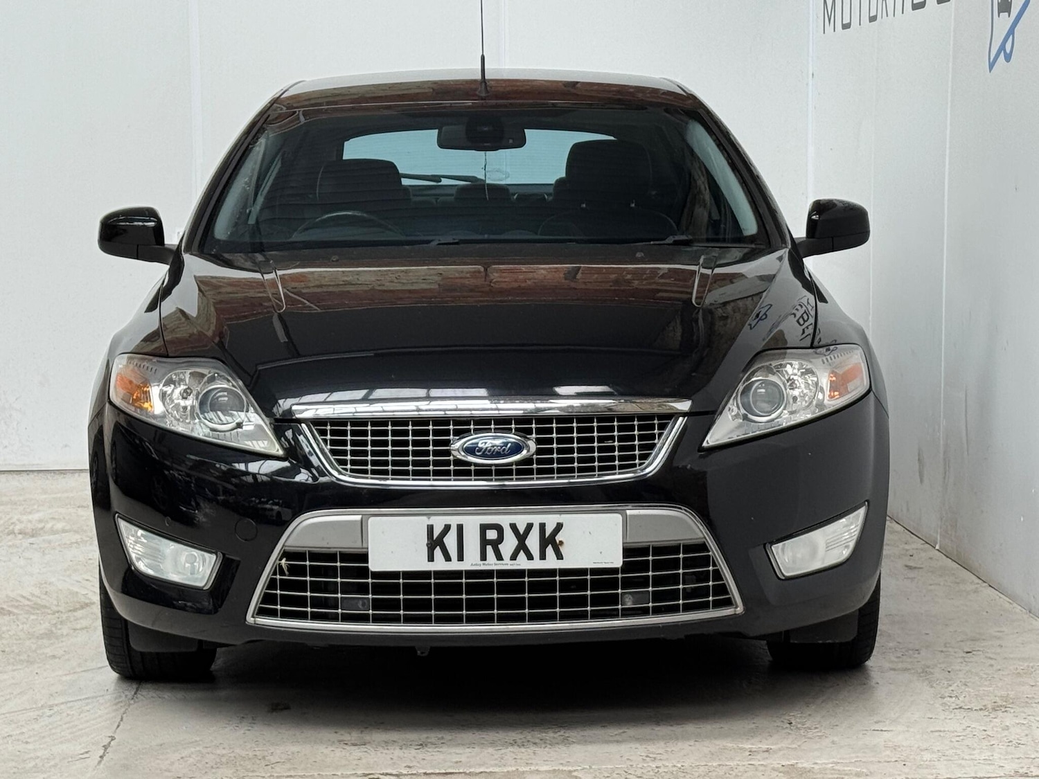 Used Ford Mondeo 2010 for sale - 76410442: Photo 2