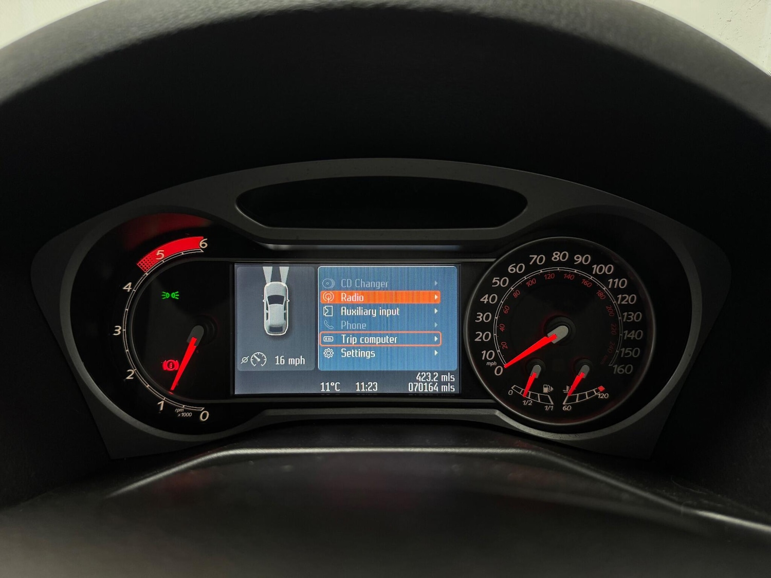 Used Ford Mondeo 2010 for sale - 76410442: Photo 9