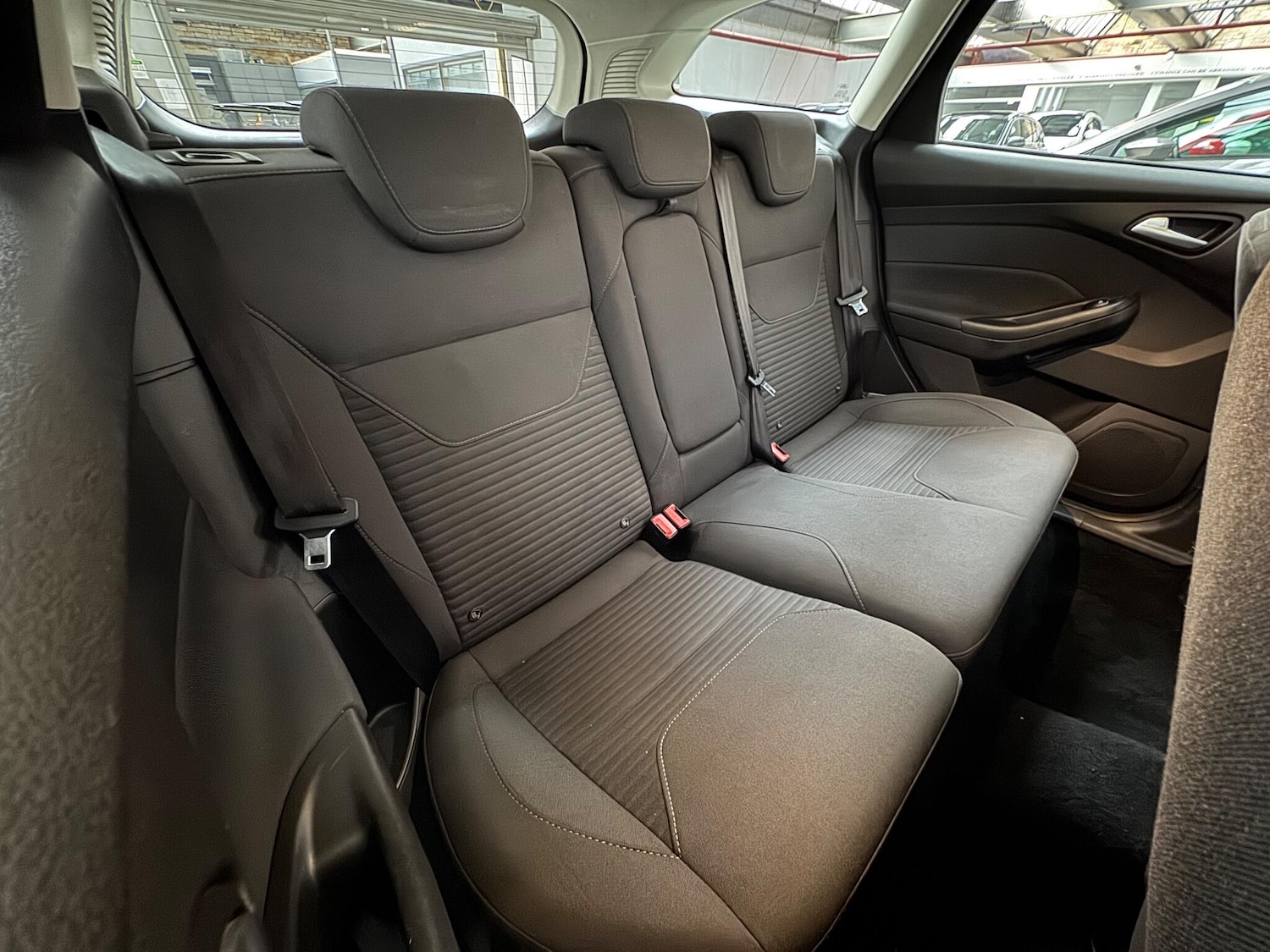 Used Ford Focus 2015 for sale - 76361678: Photo 13