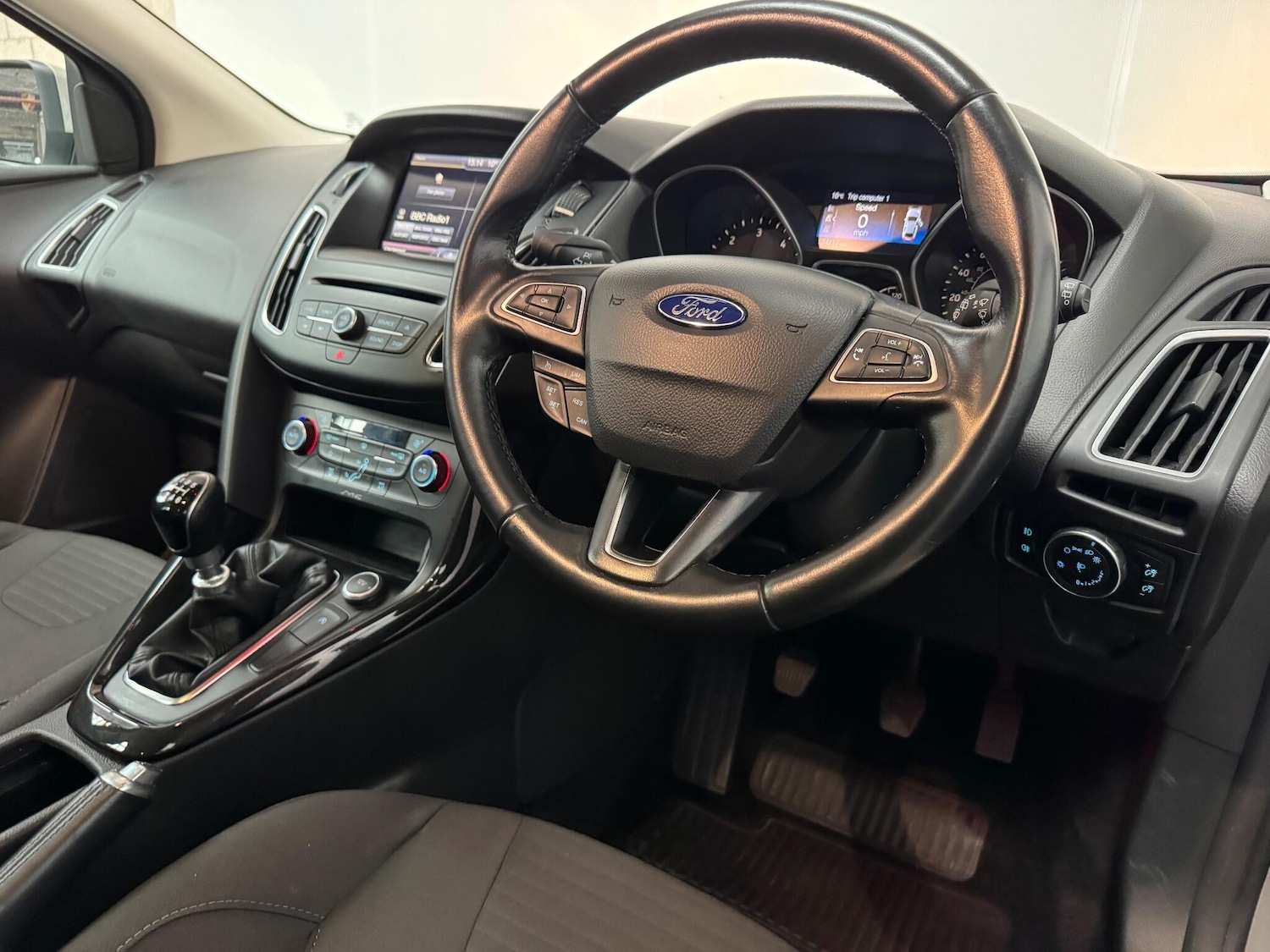 Used Ford Focus 2015 for sale - 76361678: Photo 4