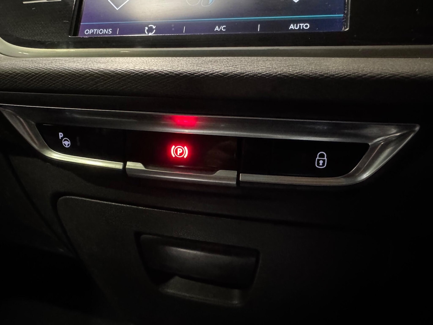 Used Citroen C4 Picasso 2016 for sale - 76773529: Photo 23