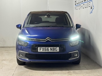 Used Citroen C4 Picasso 2016 for sale - 76773529: Photo