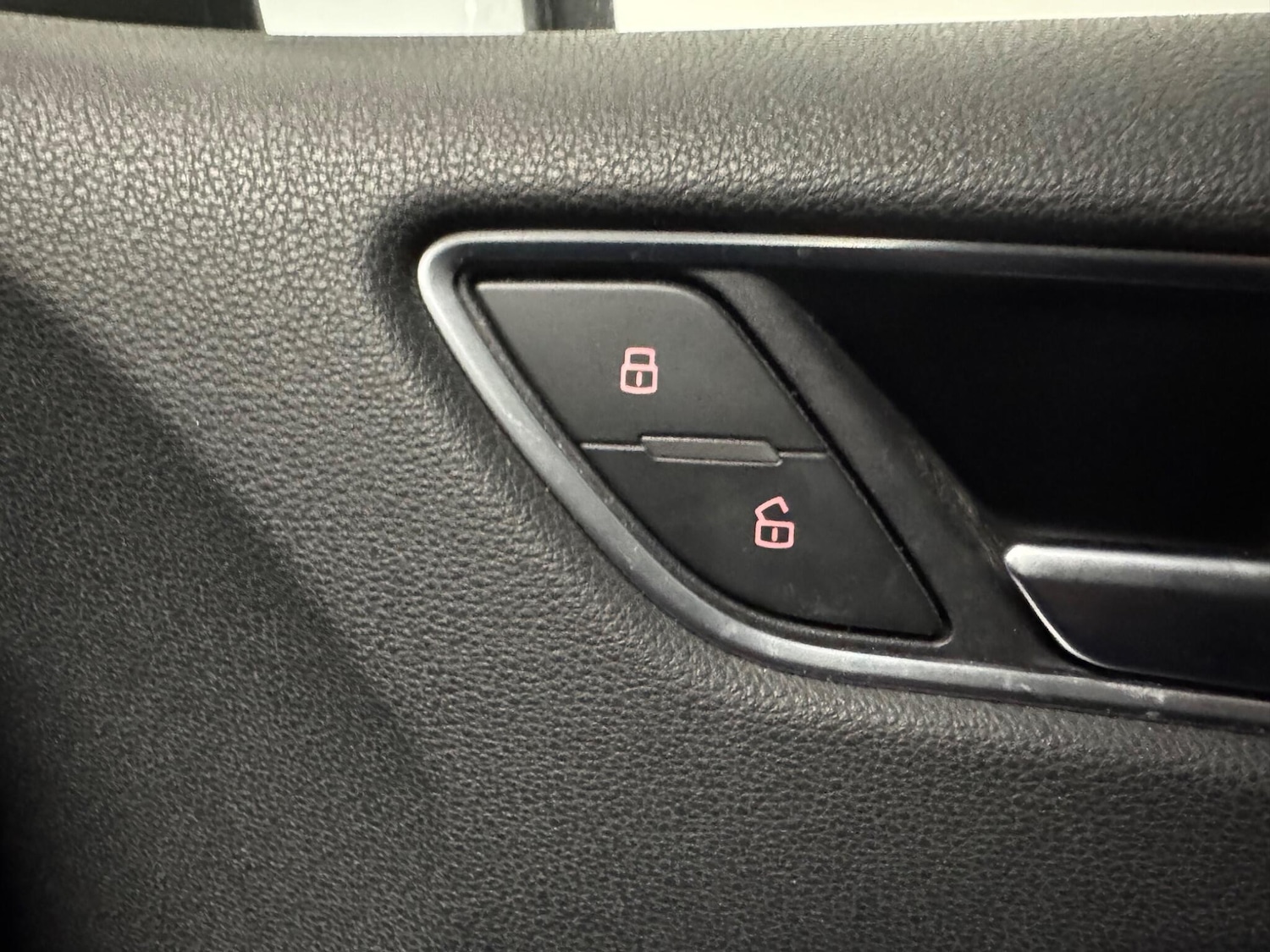 Used Audi A3 2014 for sale - 77099224: Photo 35