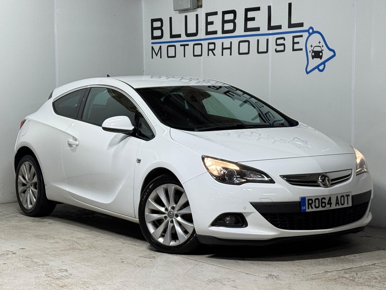 Used Vauxhall Astra GTC 2014 for sale - 76937676: Photo 1