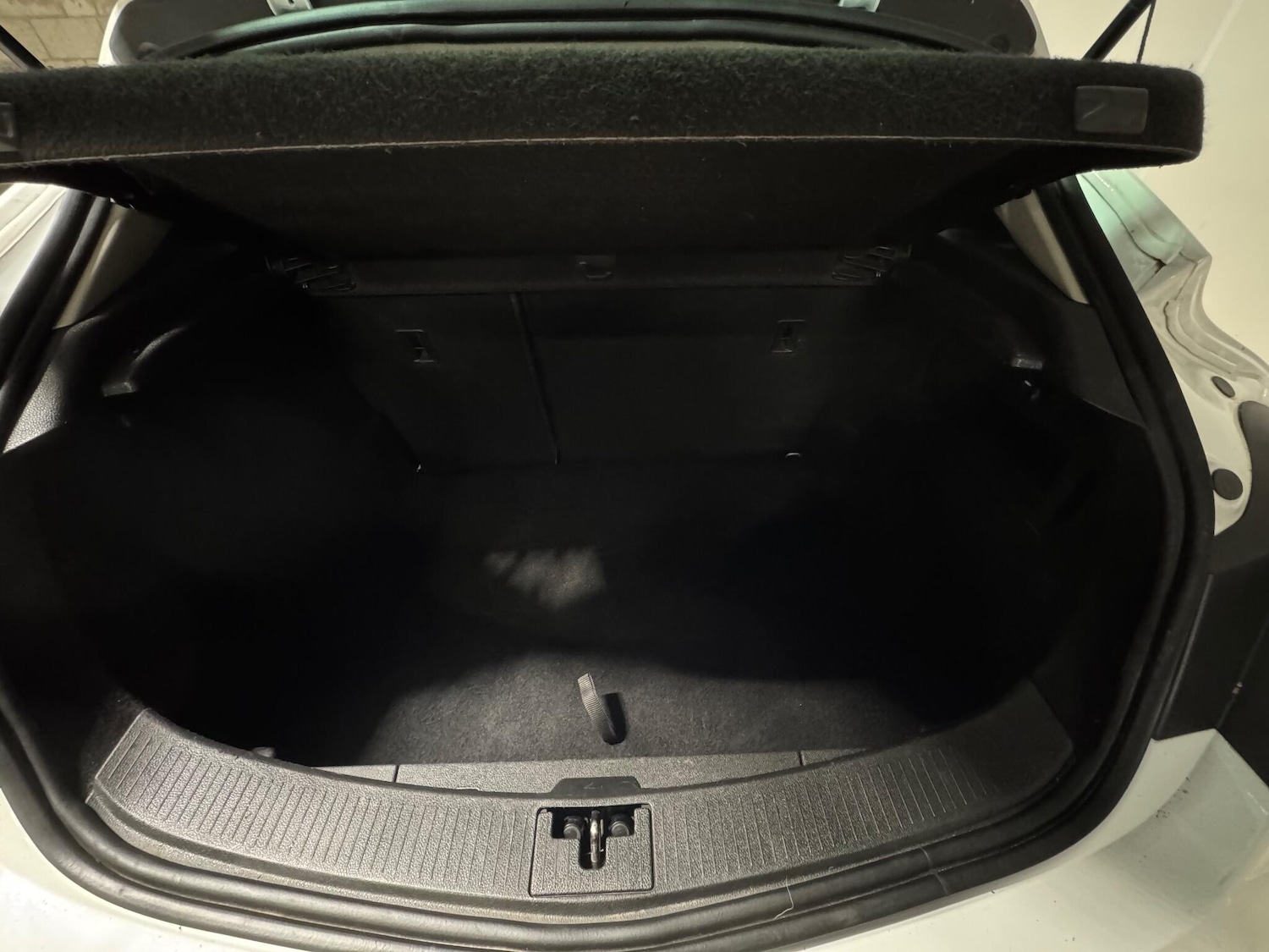 Used Vauxhall Astra GTC 2014 for sale - 76937676: Photo 25