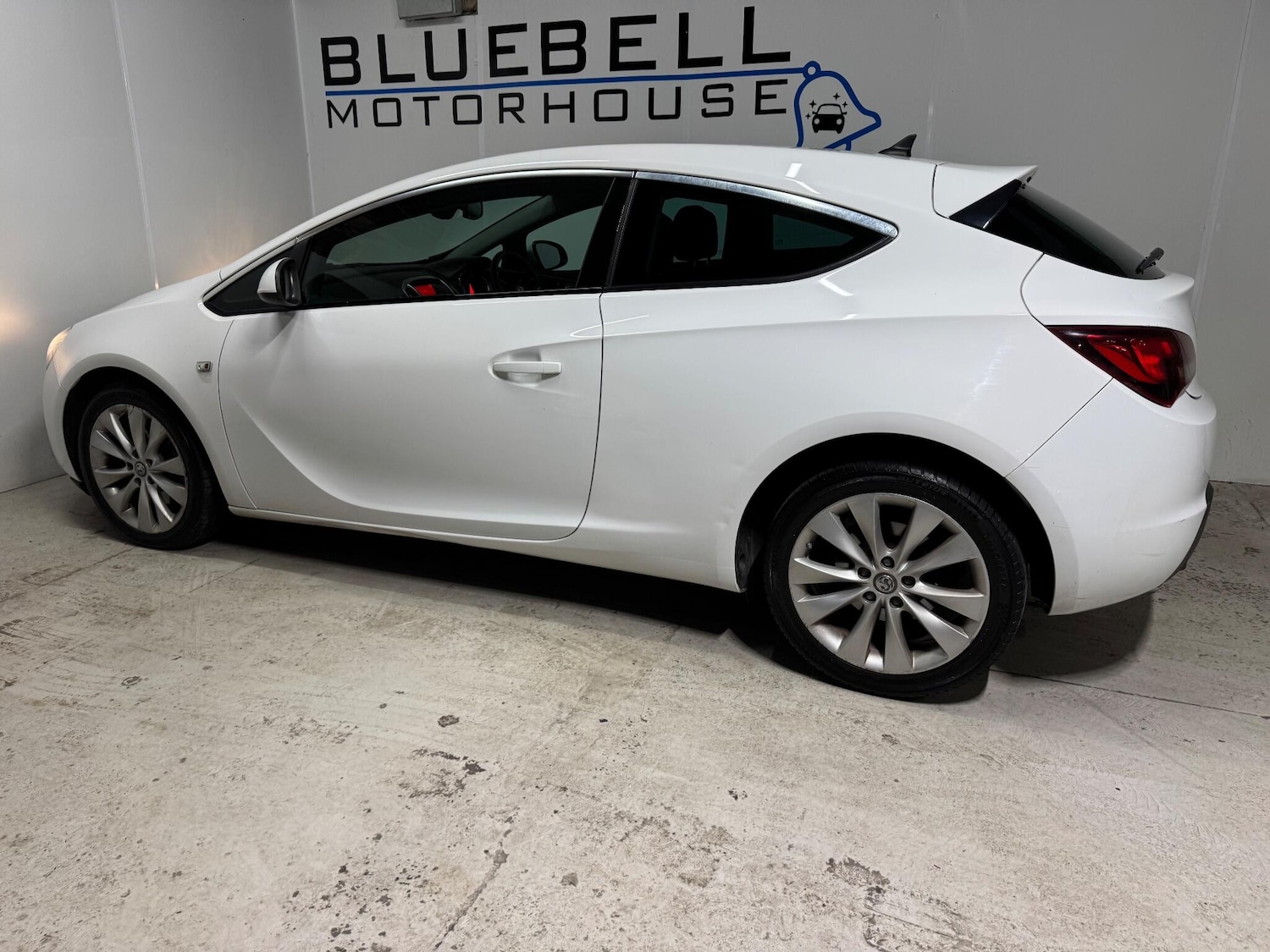 Used Vauxhall Astra GTC 2014 for sale - 76937676: Photo 8